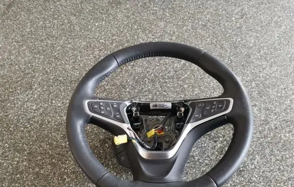 Chevrolet Volt II Steering wheel 84129729 821106390