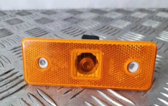 Rear tail light reflector
