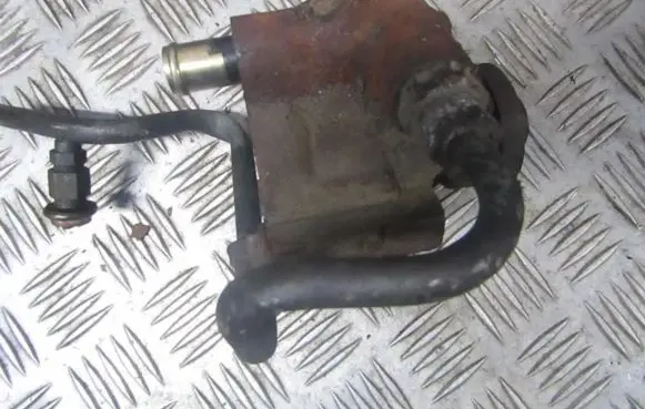 Renault Laguna I Power steering pump 7700823735F 7700823794B