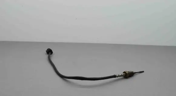 BMW 3 F30 F35 F31 Oil temperature sensor 8589814