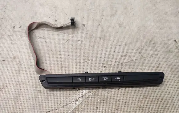 Traction control (ASR) switch