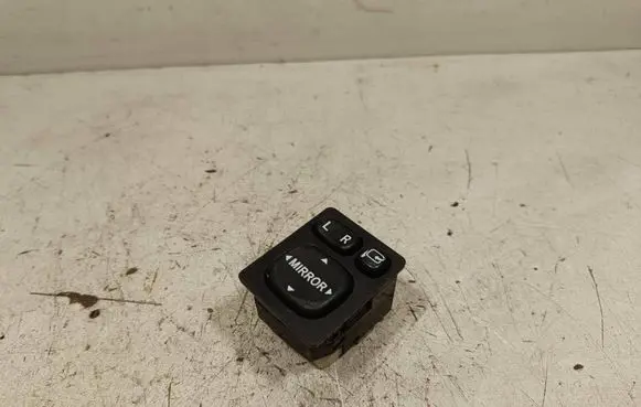 Mitsubishi L200 Wing mirror switch 183575