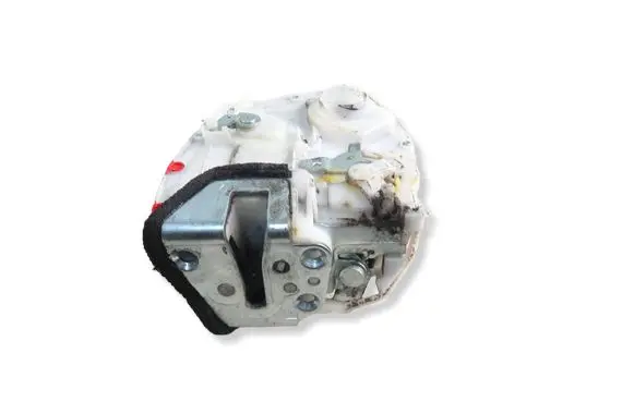 Suzuki Swift I Rear door lock 