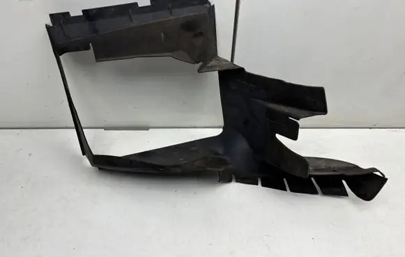 Audi Q7 4L Intercooler air channel guide 4L0117336B