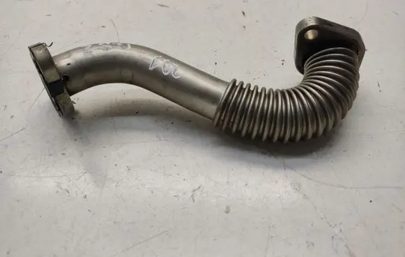 Nissan Qashqai EGR valve line/pipe/hose