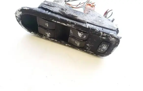 Renault Megane II Electric window control switch 156018070