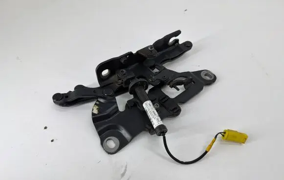 BMW 5 F10 F11 Bonnet Pedestrian Airbag Actuator 0589P1000095