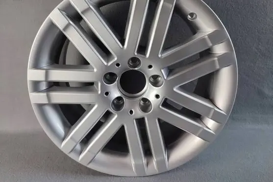 Mercedes-Benz C AMG W204 R17 alloy rim A2044010502