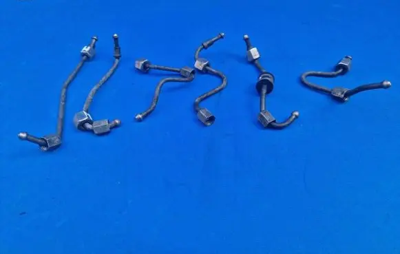 Alfa Romeo 159 Fuel injector supply line/pipe 