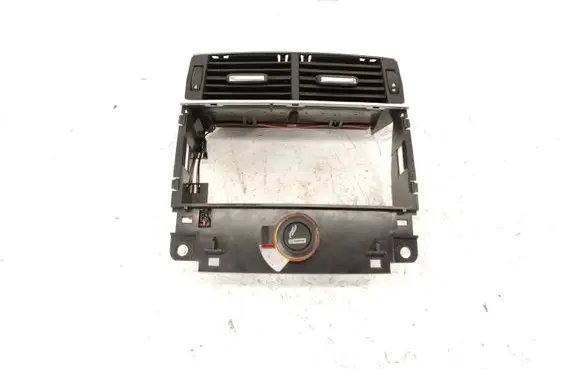 Audi A8 S8 D3 4E Rear air vent grill 4E0819203B