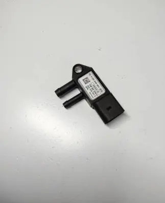 Audi A4 S4 B8 8K Exhaust gas pressure sensor 059906051C 130816T0116E 0281006083