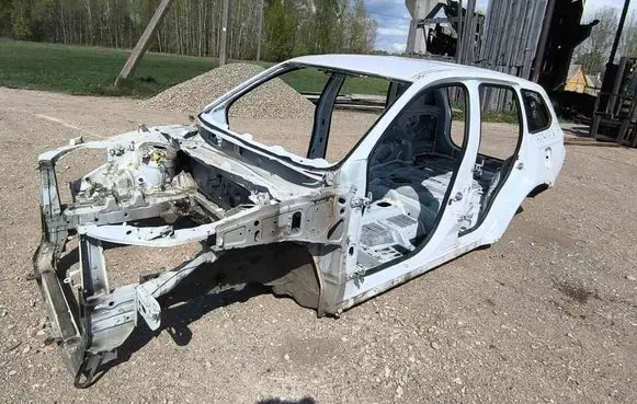 Mitsubishi Outlander Body 