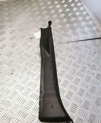 BMW 2 F22 F23 Bonnet wind deflector 7269997