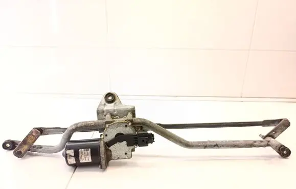Volkswagen Transporter - Caravelle T5 Front wiper linkage and motor 7E1955113