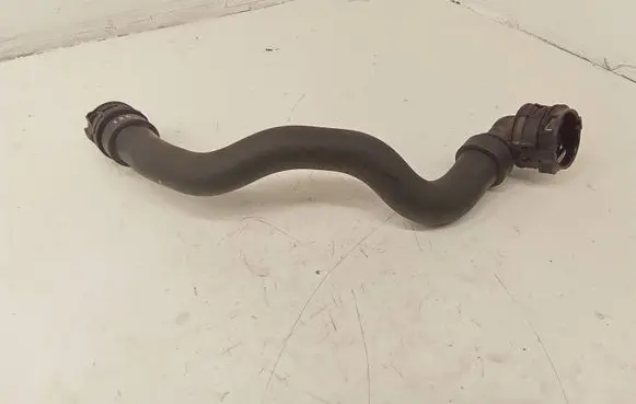 Citroen C4 II Picasso Engine coolant pipe/hose 9670813580