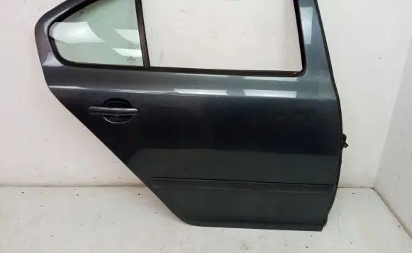 Skoda Octavia Mk2 (1Z) Door (2 Door Coupe) 1Z0831112