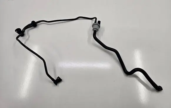 Volkswagen Golf VII Breather/breather pipe/hose 04E133366BD