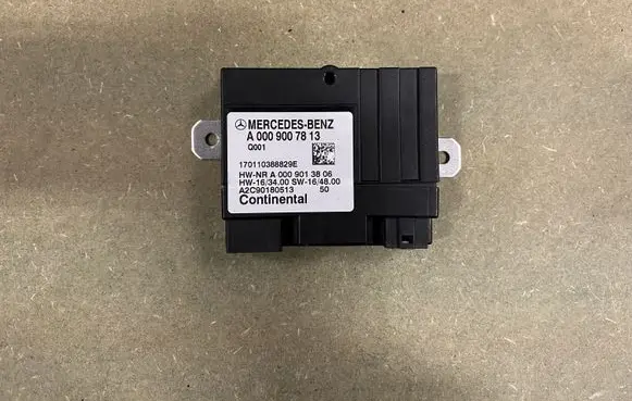 Mercedes-Benz C W205 Fuel injection pump control unit/module A0009007813