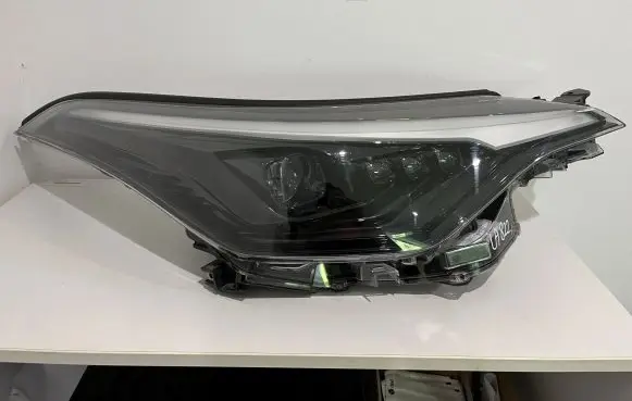 Toyota C-HR I Headlight/headlamp 81130-YP282
