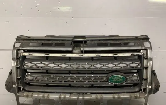 Land Rover Freelander 2 - LR2 Front bumper upper radiator grill 6h5217d957
