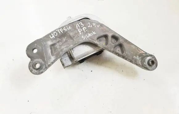 Audi A3 8Y Engine mount bracket 5WA199262AB 23102023 93PE3EB038718