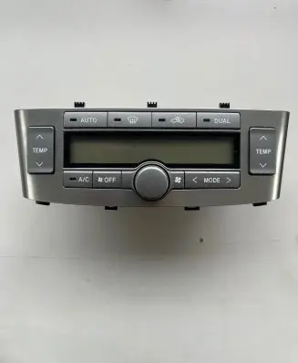 Toyota Avensis T250 Climate control unit 5590205050H 8G150DE