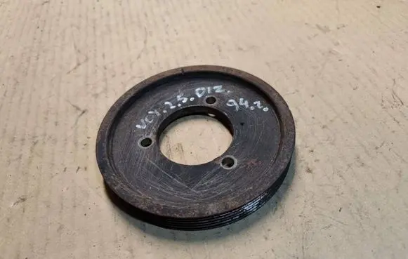 Chrysler Grand Voyager II Water pump pulley