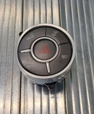 SsangYong Kyron Hazard light switch 8520109010