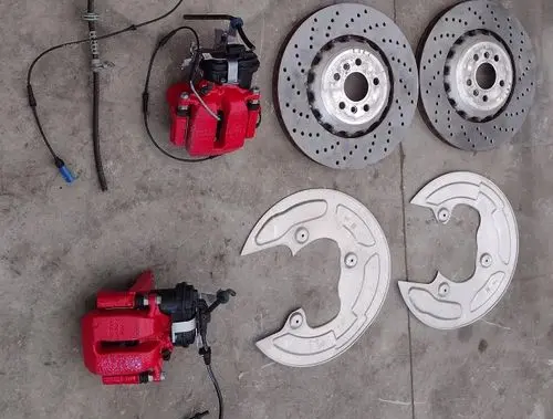 BMW M5 F90 Brake discs and calipers set