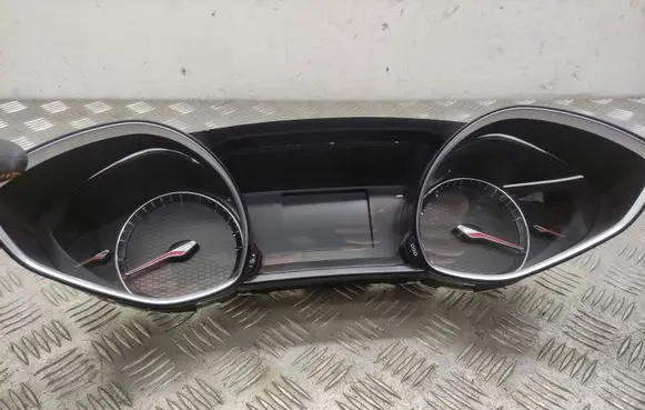 Peugeot 308 Speedometer (instrument cluster) 9811112980