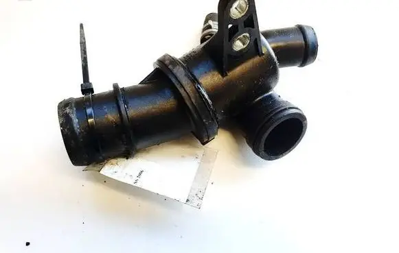 Mercedes-Benz B W245 Engine coolant pipe/hose A6402000415