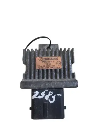 Peugeot 5008 Glow plug pre-heat relay 9663824880