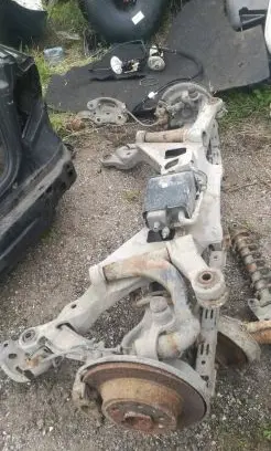 Volvo S60 Rear axle beam 
