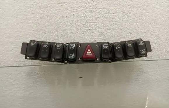Hazard light switch