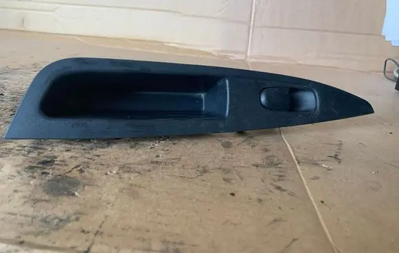 Nissan Qashqai Electric window control switch