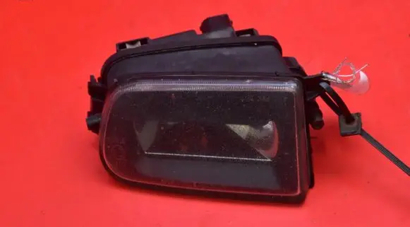 BMW 5 E39 Front fog light 8360575