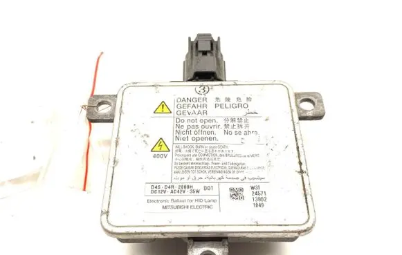 Mazda CX-5 Voltage converter/converter module W3T24571