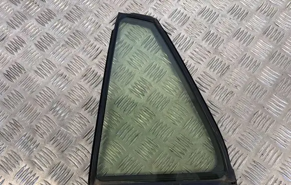 Toyota Mirai II Rear side window 68189-62010