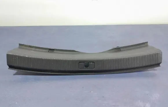 Audi A5 8T 8F Other sill/pillar trim element 8T8864483