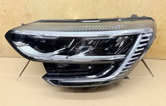 Renault Megane IV Headlight/headlamp 260602681R LC55620