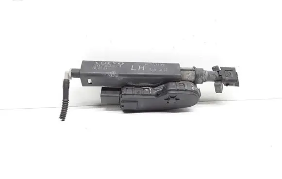 Volvo XC60 Headlight washer spray nozzle 30784321