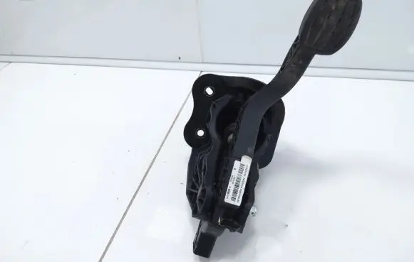 Citroen Jumpy Brake pedal 9818902380
