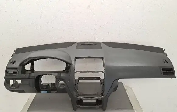 Mercedes-Benz C W204 Dashboard A2046803787 2048600005 2048601902