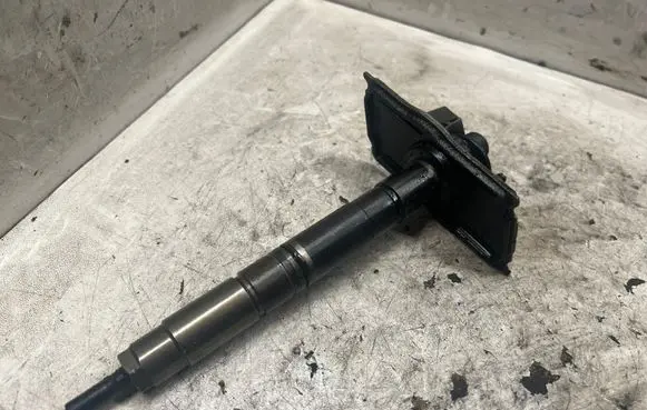 Audi Q7 4L Fuel injector 059130277AR