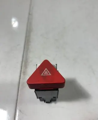 Volkswagen Tiguan Hazard light switch 5M0953509A