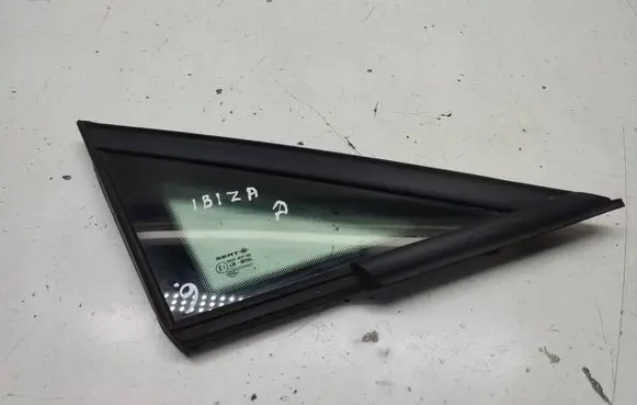 Seat Ibiza IV (6J,6P) Front triangle window/glass 43R001564 DOT459M532AS2 E000001