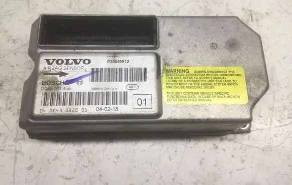 Volvo V70 Airbag control unit/module 0285001456 P30658912