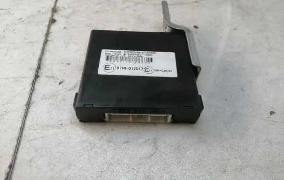 Toyota Prius (XW20) Immobilizer control unit/module 8978047020 626487000 97RI012017
