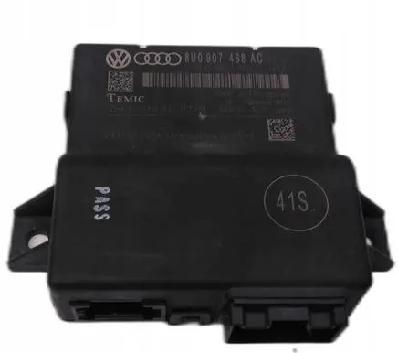 Audi Q3 8U Gateway control module 8U0907468AC