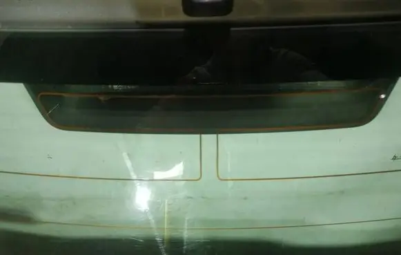 Toyota Yaris Third/center stoplight